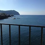 Umberto A Mare