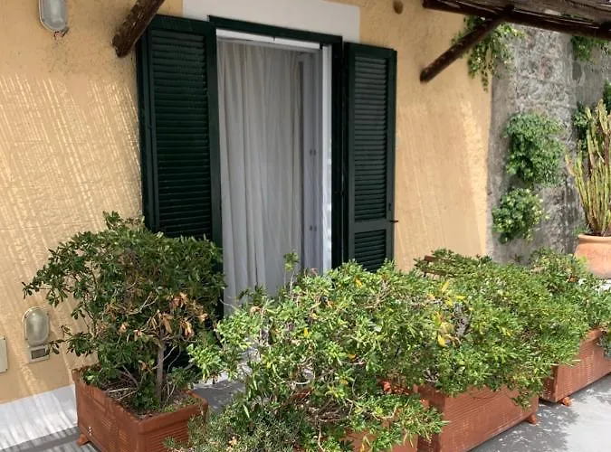 Szálloda Umberto A Mare 3*