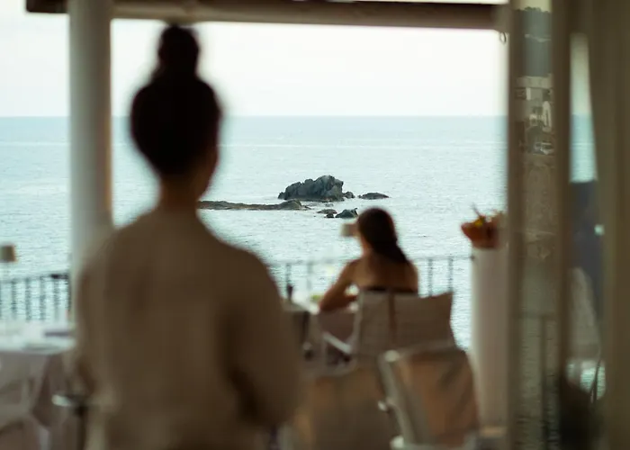 Umberto A Mare 3* Forio di Ischia