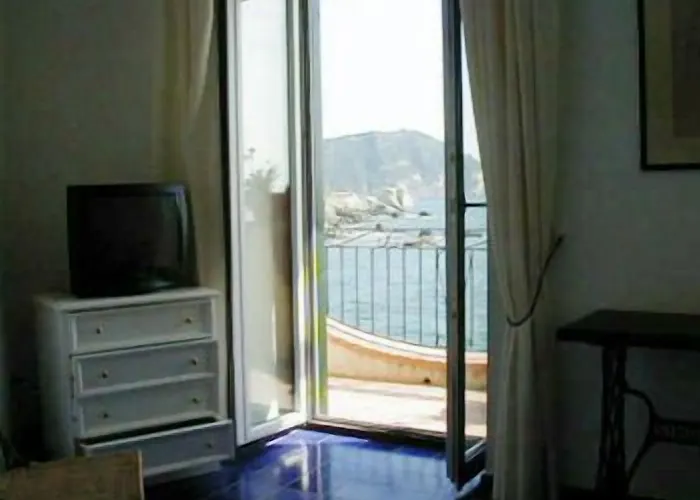 Szálloda Umberto A Mare 3*